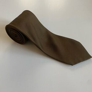 Brioni 100% silk tie